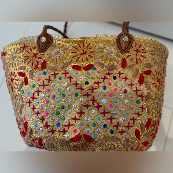 Handbags - **Handmade Moroccan tote basket**